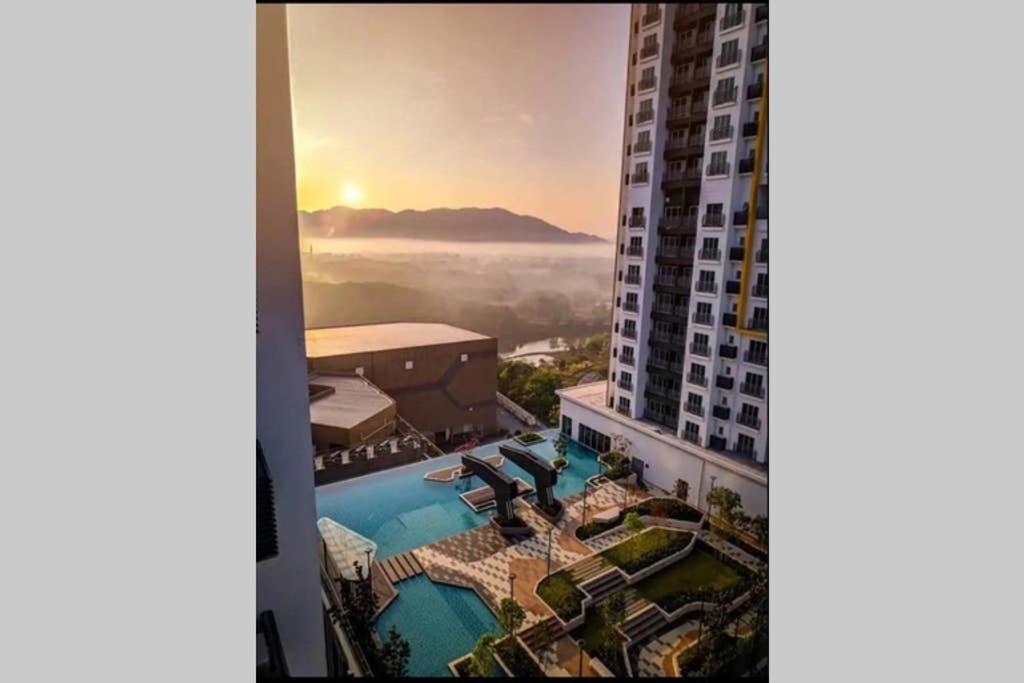 盛婷民宿a S&Thomez 2Bedrooms Mesamall Wifi Klia Usim Miu Inti Nu Nilai Exterior photo