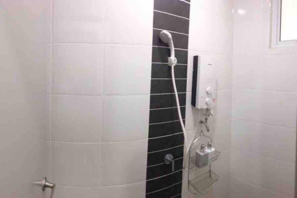 盛婷民宿a S&Thomez 2Bedrooms Mesamall Wifi Klia Usim Miu Inti Nu Nilai Exterior photo
